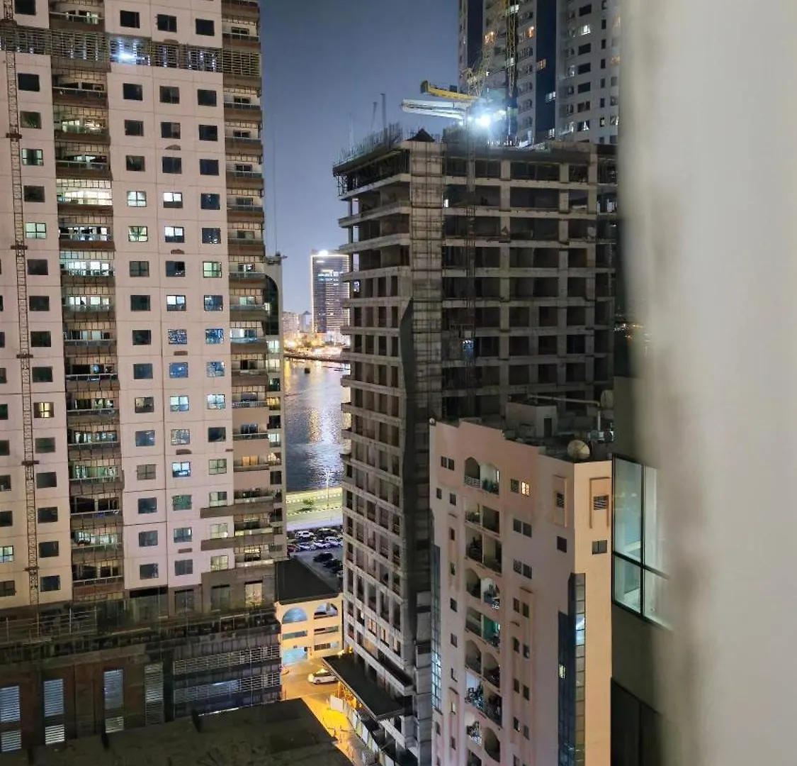 Apartmán Brand New Luxury 1Br, Pool, Walk To Qasba Canal & Waterfront Close To Shops Šardžá Spojené arabské emiráty