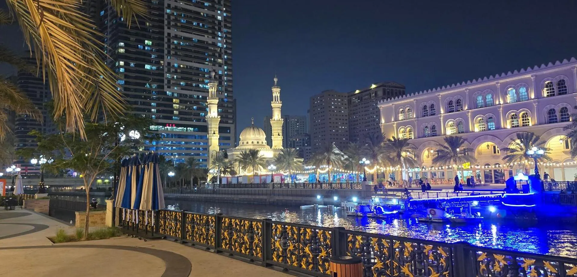 Apartmán Brand New Luxury 1Br, Pool, Walk To Qasba Canal & Waterfront Close To Shops Šardžá