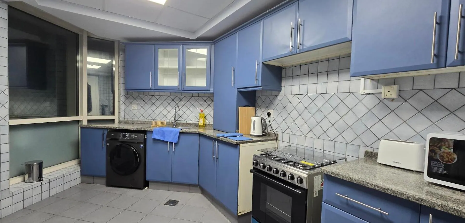 Apartmán Brand New Luxury 1Br, Pool, Walk To Qasba Canal & Waterfront Close To Shops Šardžá