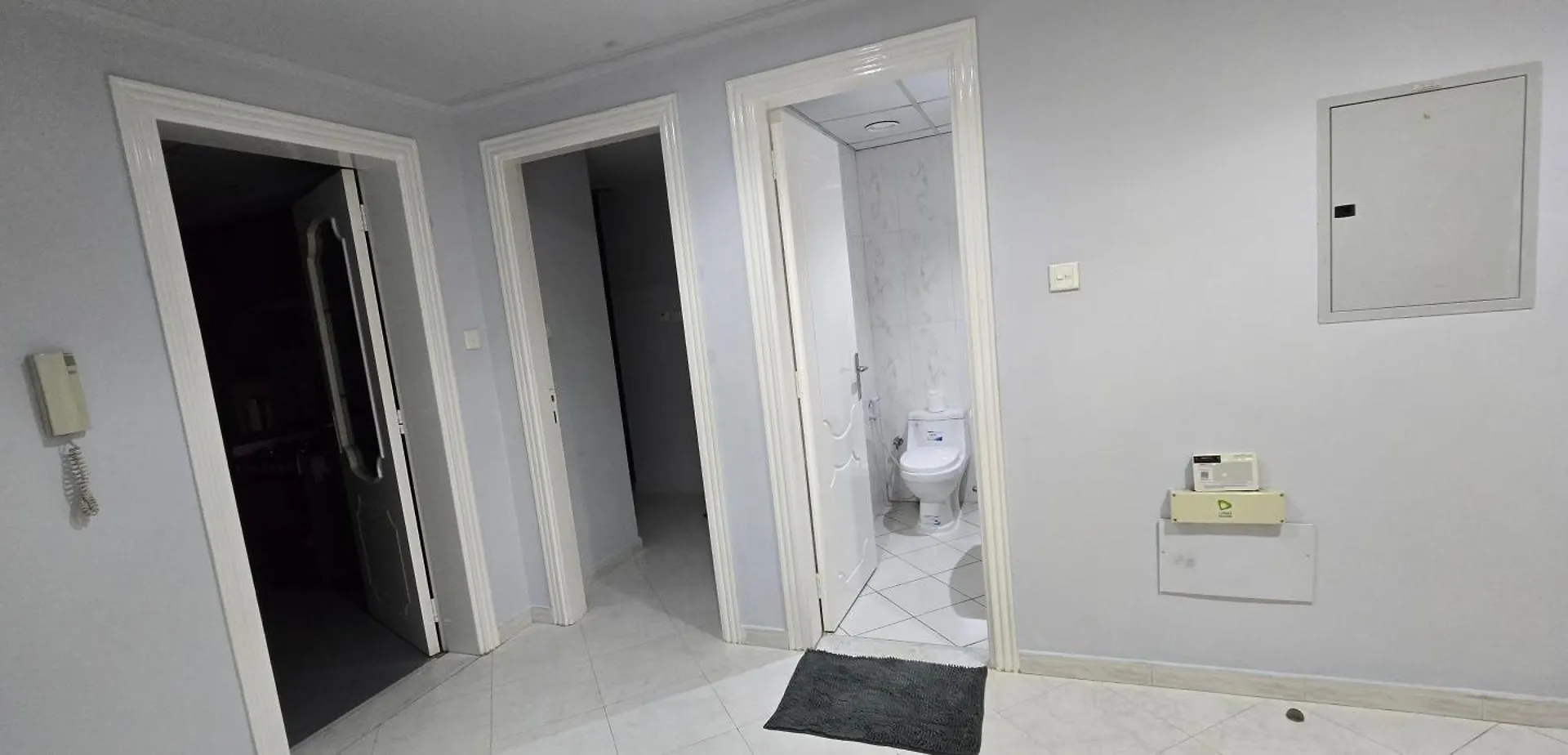 Apartmán Brand New Luxury 1Br, Pool, Walk To Qasba Canal & Waterfront Close To Shops Šardžá
