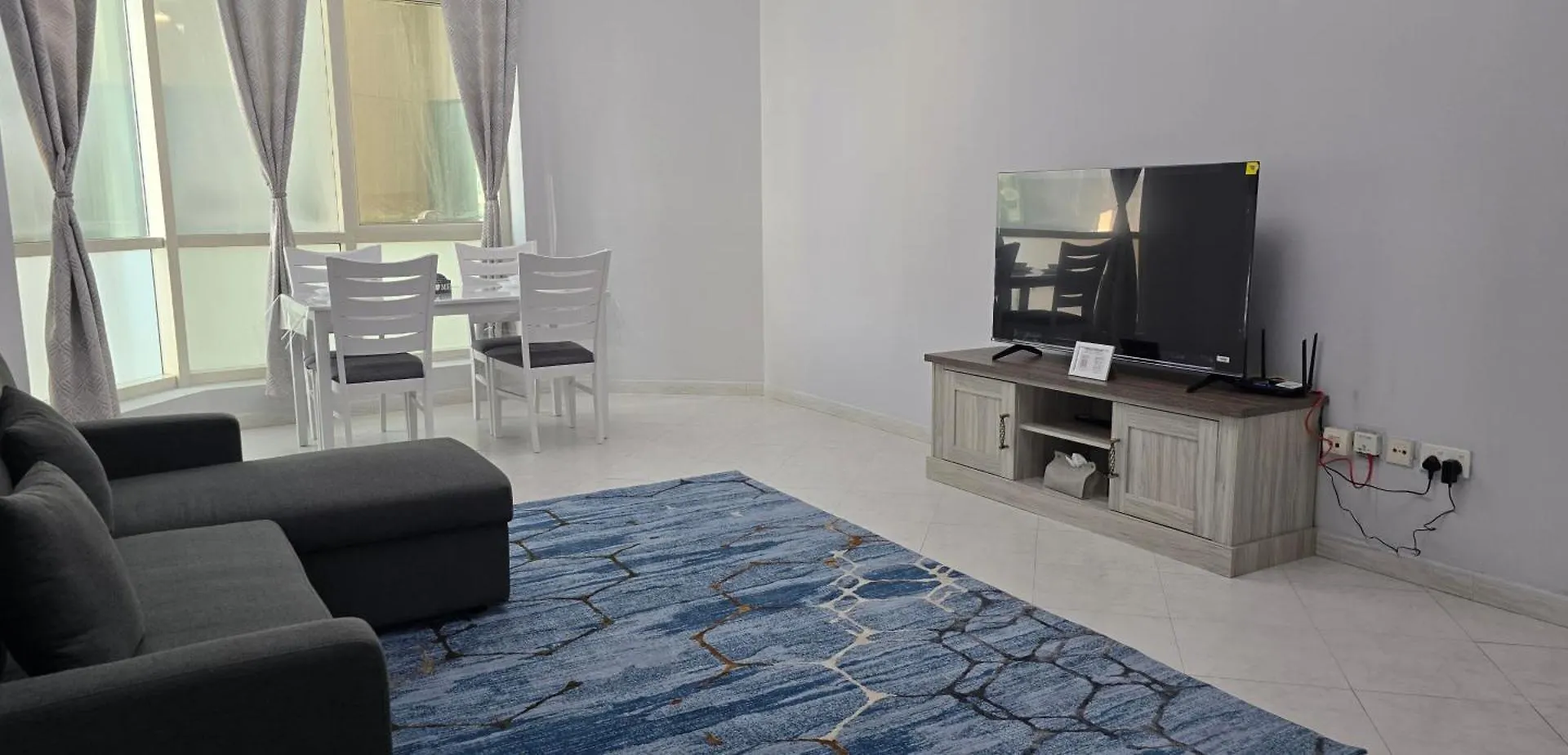 Brand New Luxury 1Br, Pool, Walk To Qasba Canal & Waterfront Close To Shops Sharjah Apartment