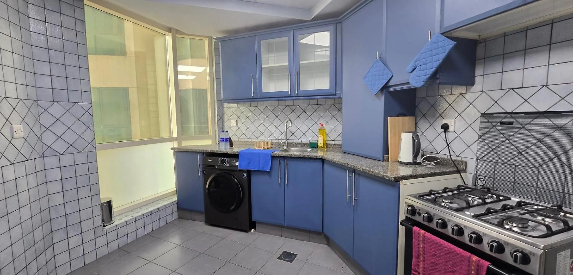 Brand New Luxury 1Br, Pool, Walk To Qasba Canal & Waterfront Close To Shops Sharjah United Arab Emirates